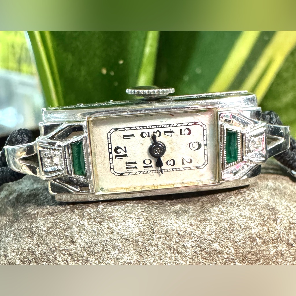 18k Vintage Ladies Wrist Watch